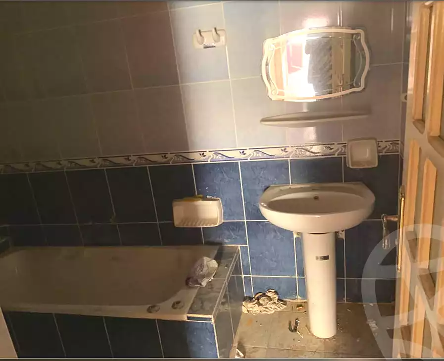 https://aqarmap.com.eg/ar/listing/7274184-for-sale-alexandria-al-agamy-shataa-el-nakheel