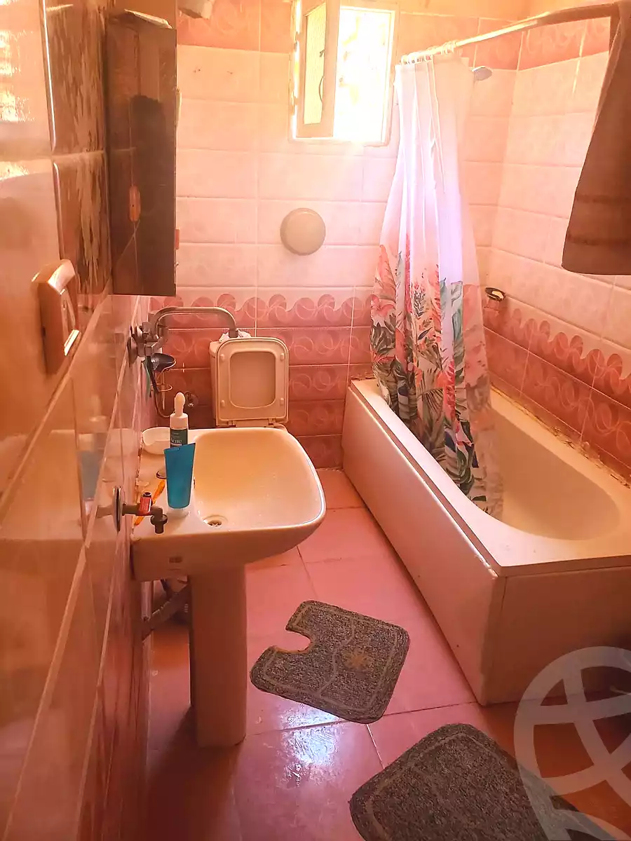 https://aqarmap.com.eg/en/listing/7274334-for-sale-alexandria-al-agamy-el-hanouvel