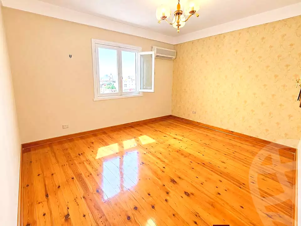 https://aqarmap.com.eg/en/listing/7274684-for-sale-alexandria-stanley