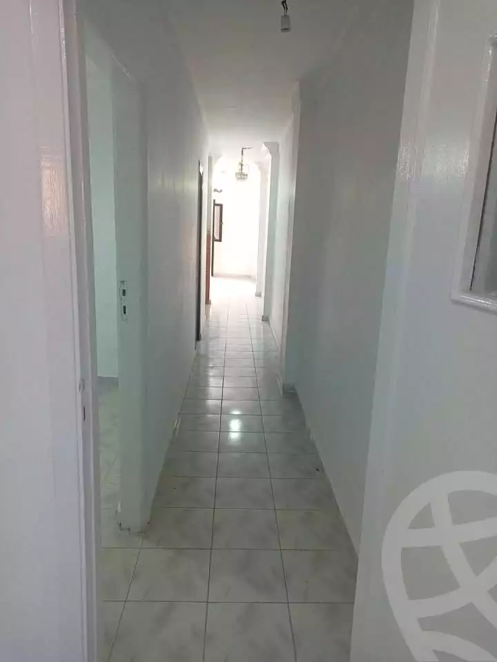 https://aqarmap.com.eg/ar/listing/7274755-for-sale-alexandria-sydy-bshr-sydy-bshr-bhry-gamal-abd-el-nasir-st
