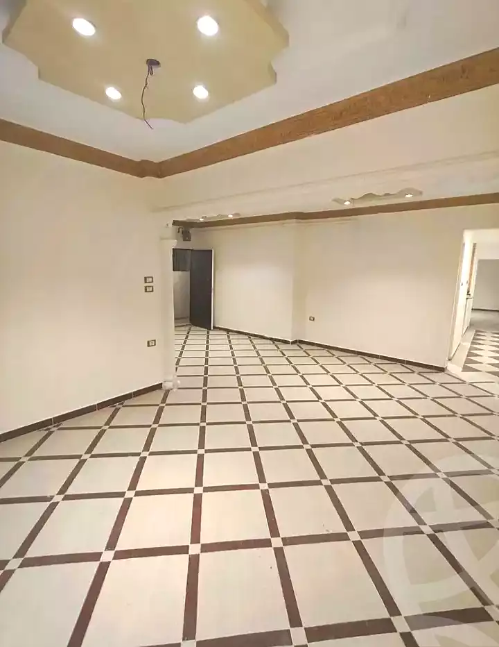 https://aqarmap.com.eg/ar/listing/7274823-for-sale-alexandria-lsywf-el-falki