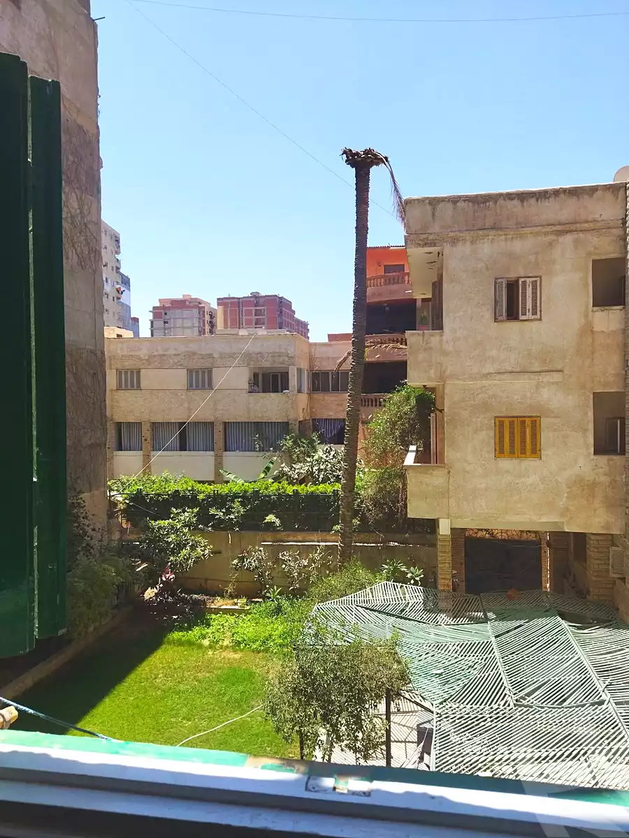 https://aqarmap.com.eg/ar/listing/7275229-for-sale-alexandria-al-agamy-lbytsh-el-farouk-st