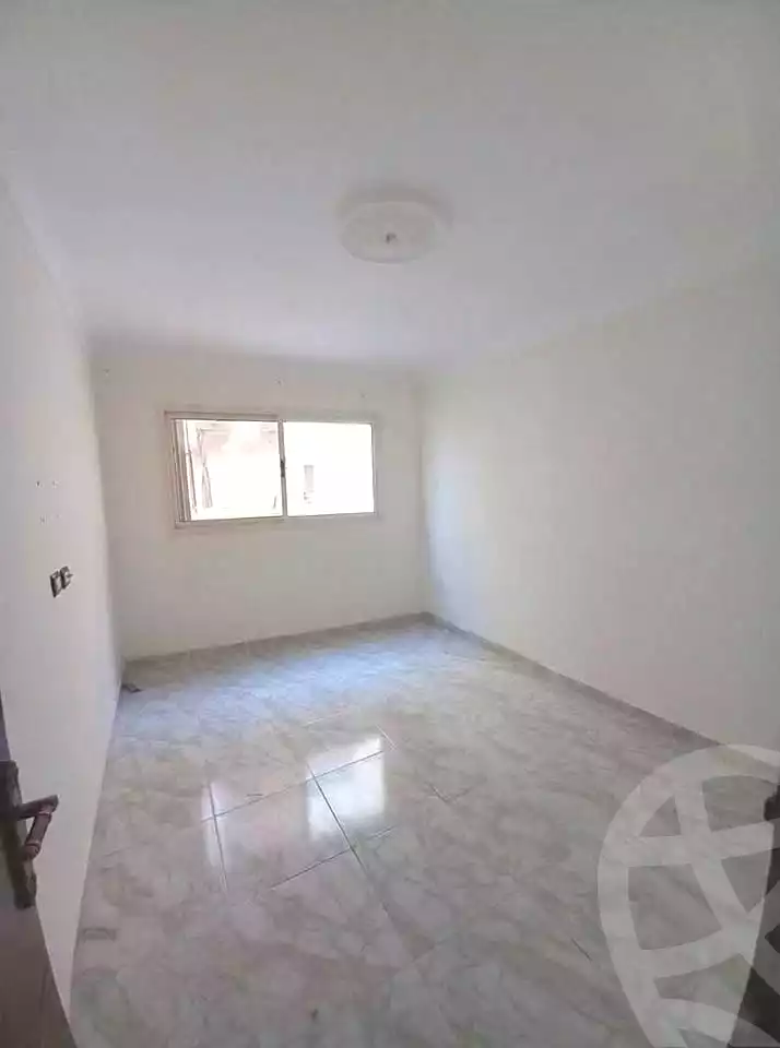 https://aqarmap.com.eg/ar/listing/7275448-for-sale-alexandria-al-agamy-lbytsh-el-hay-st