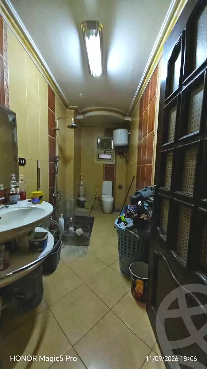 https://aqarmap.com.eg/en/listing/7275983-for-sale-cairo-helwan-helwan-el-sharkeya-mostafa-safwat-st