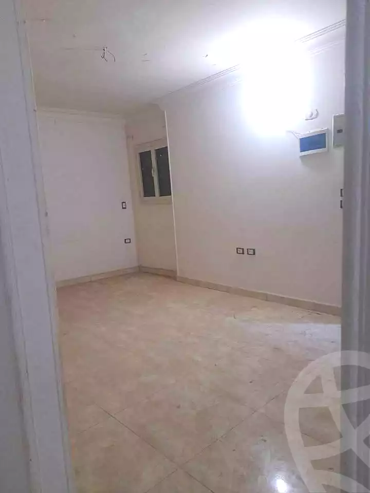 https://aqarmap.com.eg/ar/listing/7276413-for-sale-cairo-el-haram-el-maryotya-nazlet-el-seesy-st