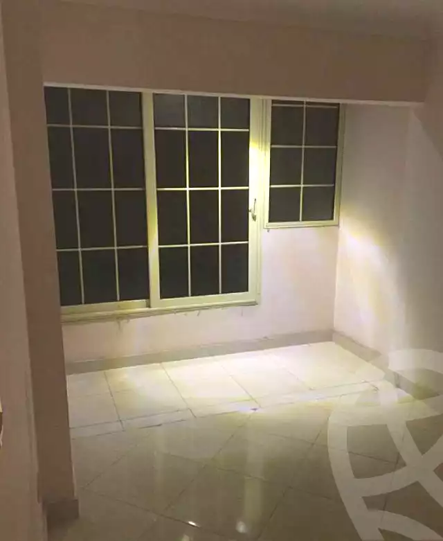 https://aqarmap.com.eg/ar/listing/7276689-for-rent-alexandria-ganaklis-shr-bw-qyr-tryq-lhry