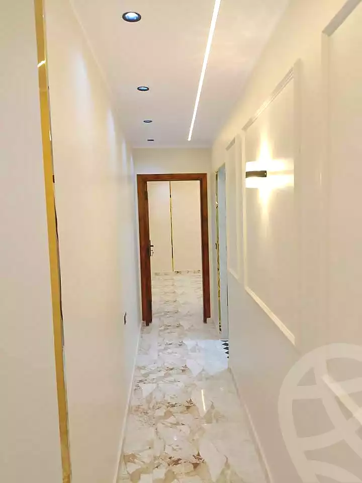 https://aqarmap.com.eg/ar/listing/7276704-for-sale-alexandria-al-agamy-el-hanouvel