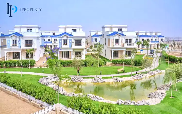 https://aqarmap.com.eg/en/listing/7277150-for-sale-cairo-new-cairo-compounds-mountain-view1-1-compound