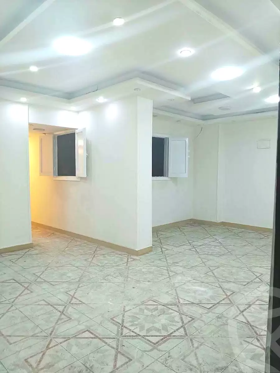 https://aqarmap.com.eg/ar/listing/7277308-for-rent-alexandria-miami-shr-jml-bd-lnsr