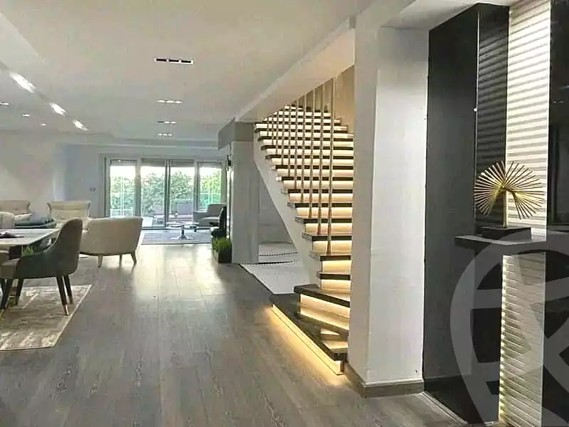 https://aqarmap.com.eg/en/listing/7277550-for-sale-cairo-new-cairo-compounds-mountain-view1-1-compound