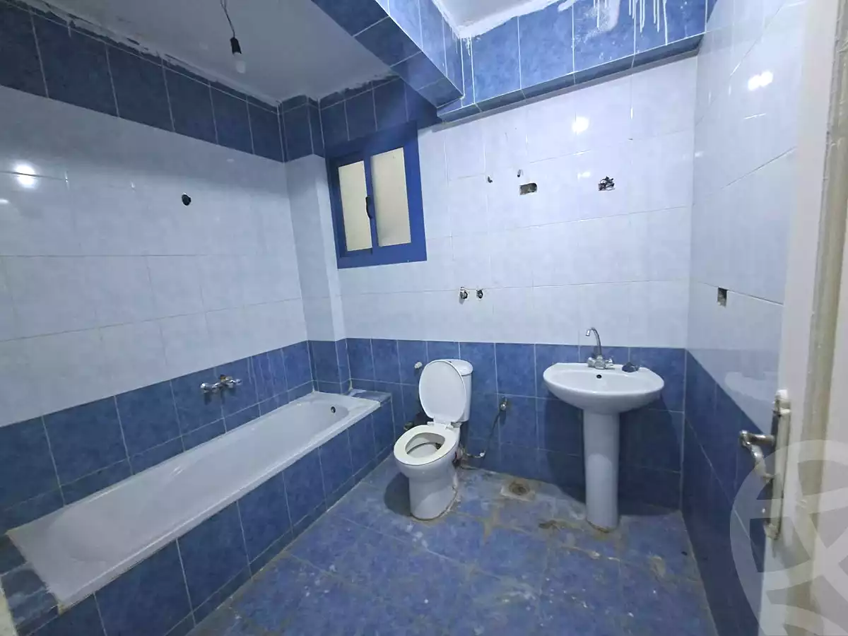 https://aqarmap.com.eg/ar/listing/7277597-for-rent-cairo-faisal-el-tawabeq-el-shaheed-ahmed-hamdy-st