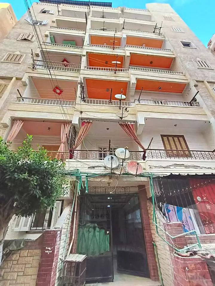 https://aqarmap.com.eg/ar/listing/7277847-for-sale-alexandria-al-agamy-shataa-el-nakheel