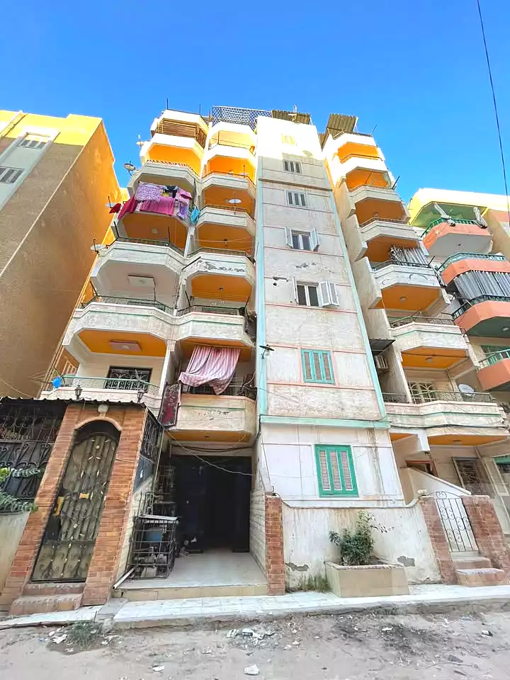 https://aqarmap.com.eg/en/listing/7277901-for-sale-alexandria-al-agamy-shataa-el-nakheel