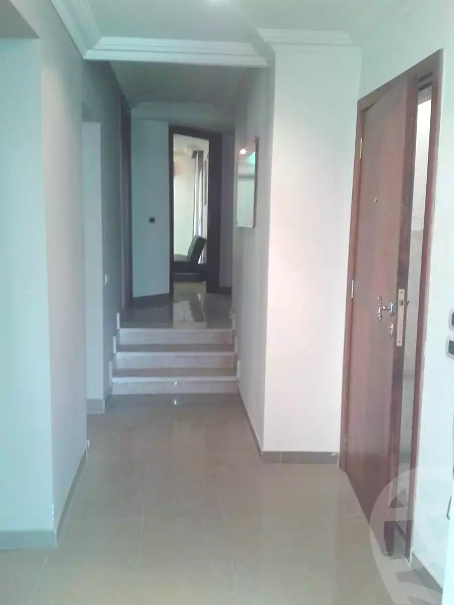 3 BR Duplex in Jira Complex, photo 6 of 19