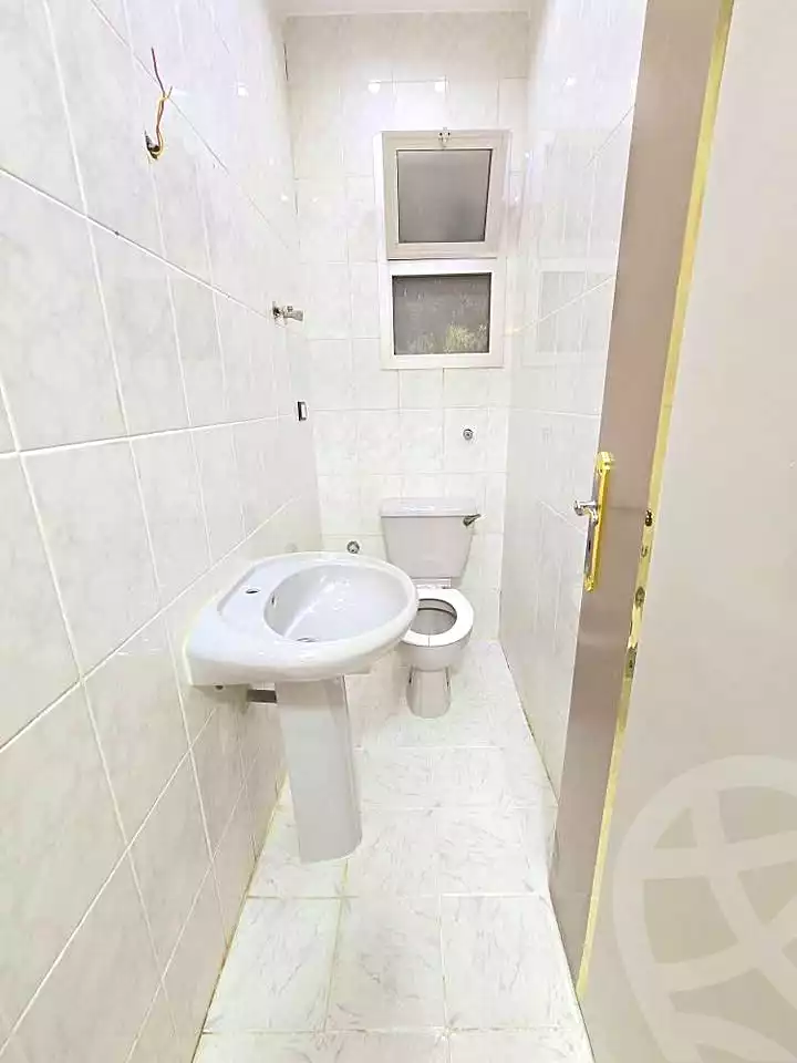 https://aqarmap.com.eg/ar/listing/7278382-for-sale-alexandria-al-agamy-shataa-el-nakheel