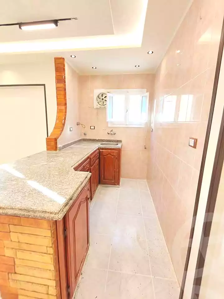 https://aqarmap.com.eg/ar/listing/7278405-for-sale-alexandria-al-agamy-shataa-el-nakheel-no-6-st