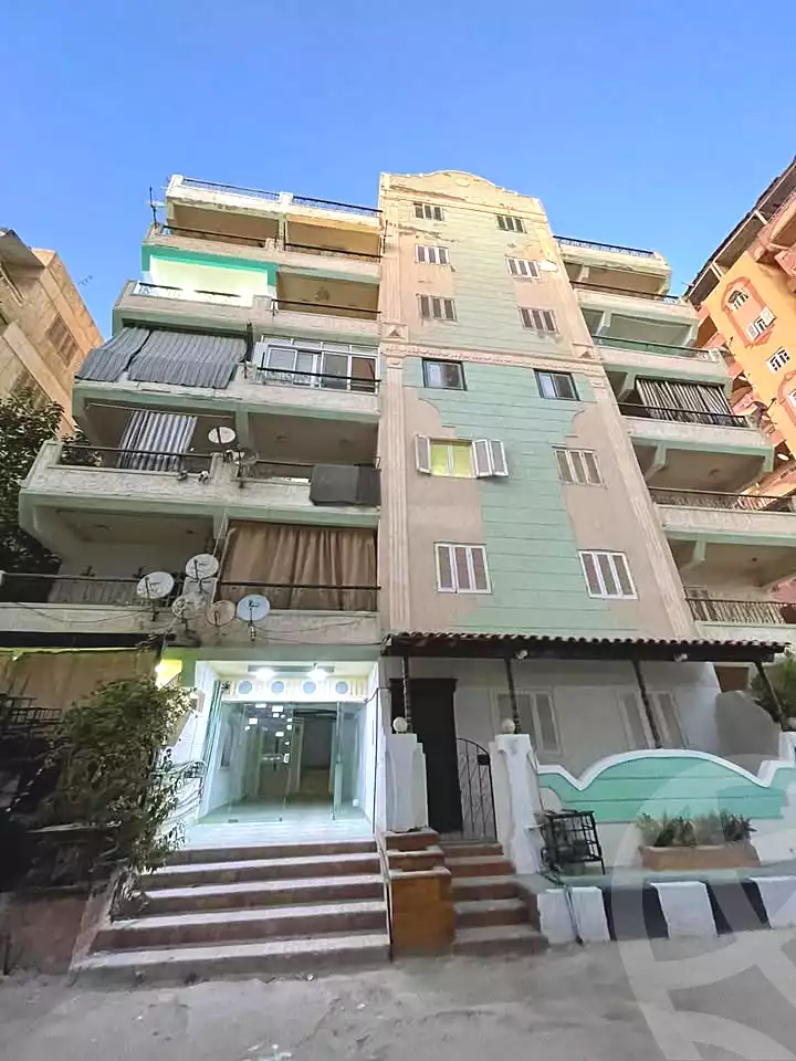 https://aqarmap.com.eg/ar/listing/7278405-for-sale-alexandria-al-agamy-shataa-el-nakheel-no-6-st