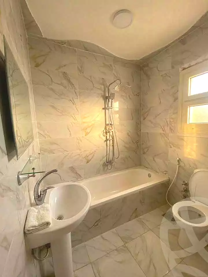 https://aqarmap.com.eg/ar/listing/7278844-for-sale-alexandria-al-agamy-el-hanouvel-amin-eshak-st