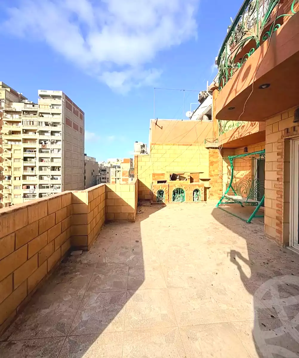 https://aqarmap.com.eg/en/listing/7278850-for-sale-alexandria-el-mandara-shr-jml-bd-lnsr