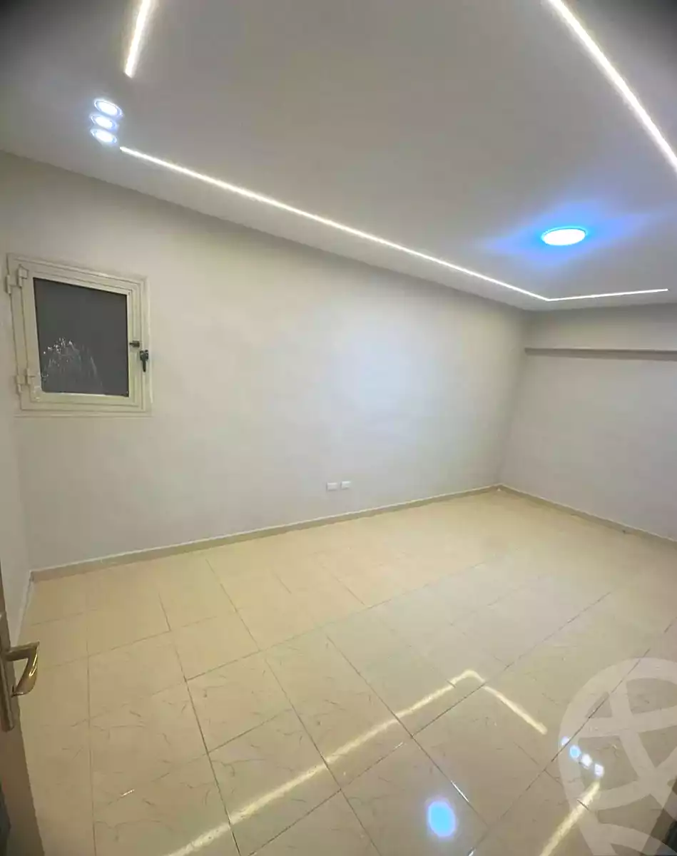 https://aqarmap.com.eg/ar/listing/7279030-for-sale-alexandria-sydy-bshr-sydy-bshr-bhry-shr-mhmwd-l-yswy