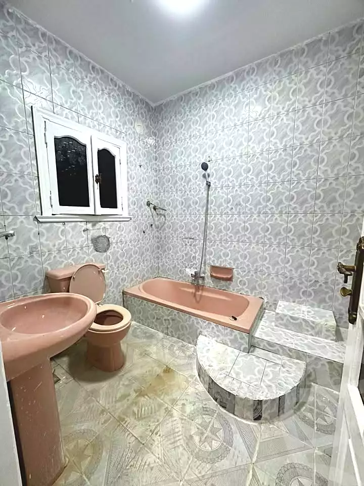 https://aqarmap.com.eg/ar/listing/7279442-for-sale-alexandria-al-agamy-el-hanouvel