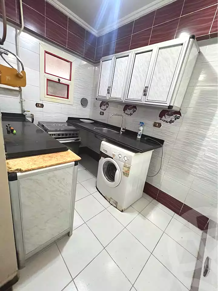 https://aqarmap.com.eg/ar/listing/7279464-for-sale-alexandria-sydy-bshr-sydy-bshr-bhry-mohamed-el-srafi-st.