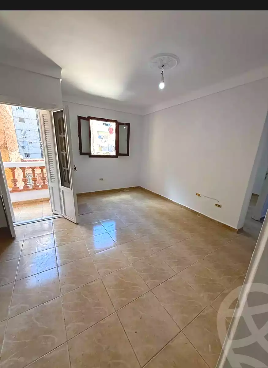 https://aqarmap.com.eg/ar/listing/7279692-for-rent-alexandria-sydy-bshr-sydy-bshr-bhry-shr-mhmd-njyb