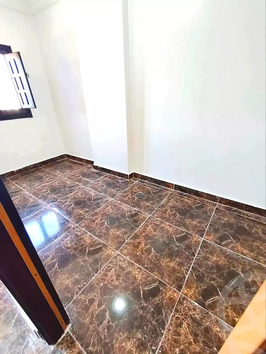 https://aqarmap.com.eg/en/listing/7279848-for-sale-alexandria-el-asafra-l-sfr-qbly