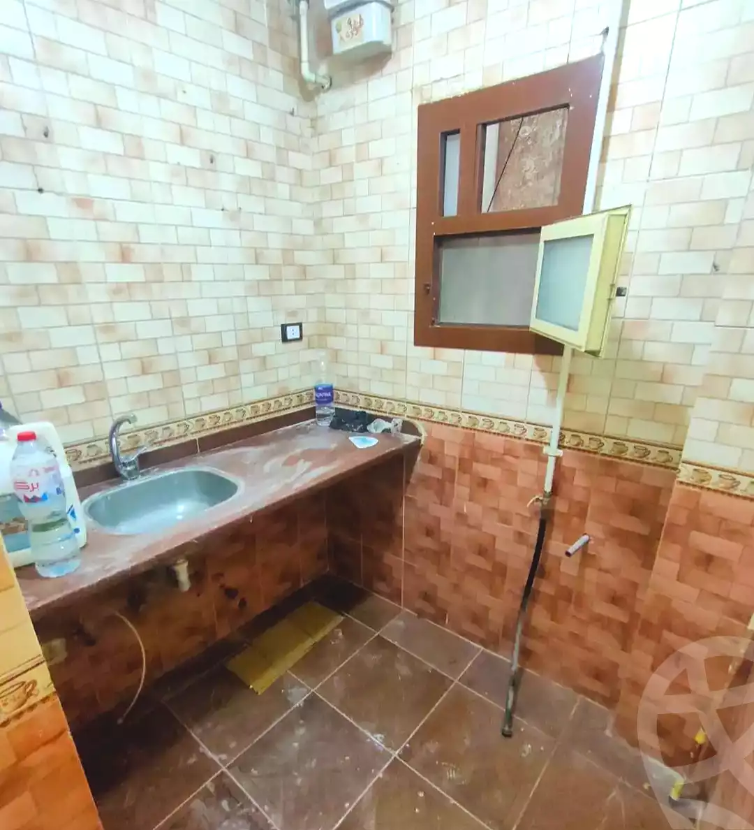 https://aqarmap.com.eg/ar/listing/7279989-for-sale-alexandria-lsywf-el-falki-street-16-el-eslah