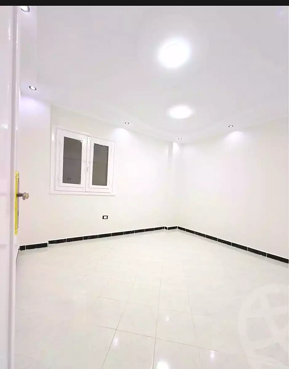 https://aqarmap.com.eg/ar/listing/7280010-for-sale-alexandria-al-agamy-shataa-el-nakheel
