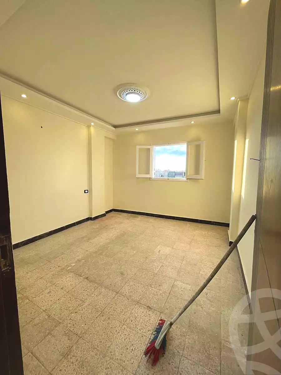 https://aqarmap.com.eg/ar/listing/7280061-for-sale-alexandria-new-miami-mostafa-kamel-sttt