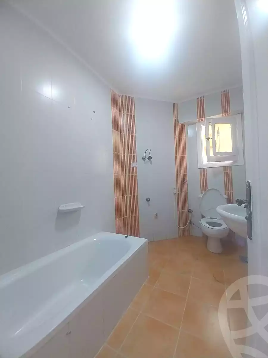https://aqarmap.com.eg/ar/listing/7280215-for-sale-alexandria-al-agamy