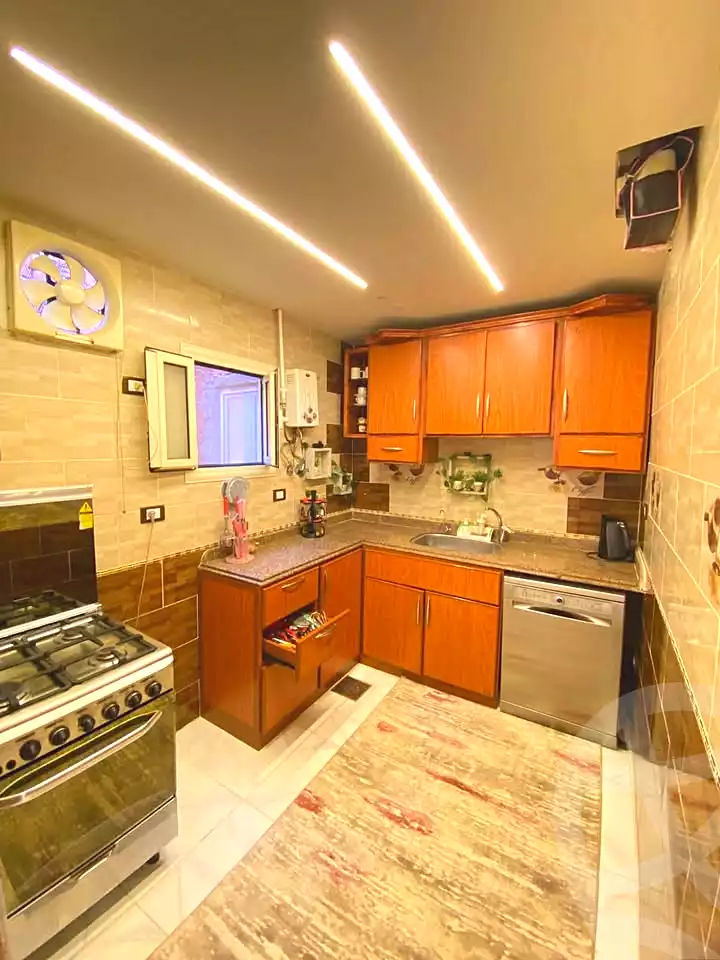 https://aqarmap.com.eg/ar/listing/7280233-for-sale-alexandria-al-agamy-lbytsh-qased-kareem-st