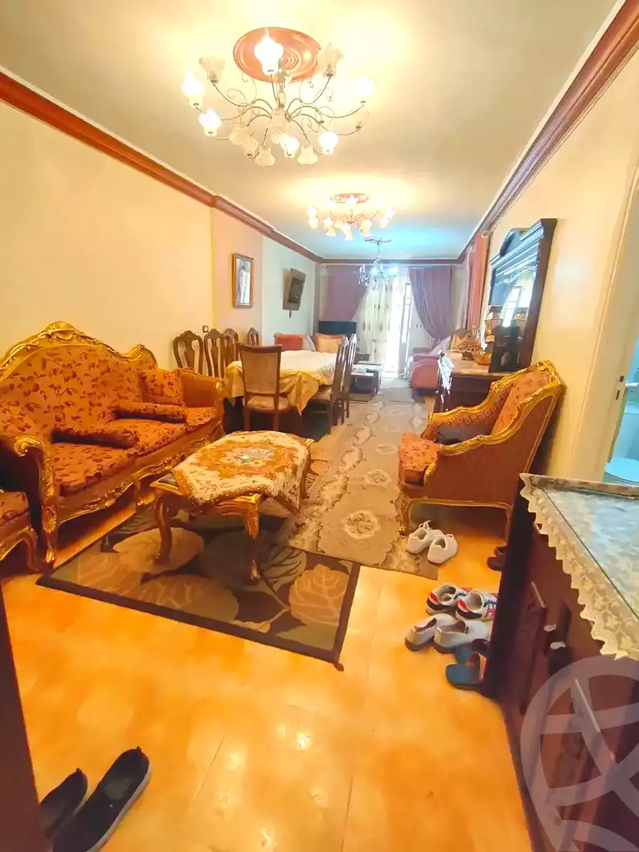 https://aqarmap.com.eg/ar/listing/7280351-for-sale-alexandria-sydy-bshr-sydy-bshr-bhry-shr-mhmd-njyb