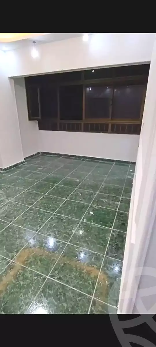https://aqarmap.com.eg/ar/listing/7280425-for-sale-alexandria-el-asafra-shr-45