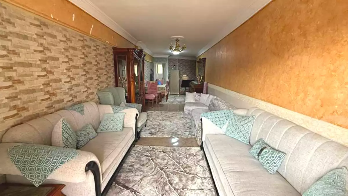 https://aqarmap.com.eg/ar/listing/7280432-for-sale-alexandria-moharram-bey