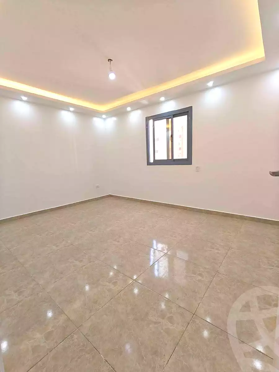 https://aqarmap.com.eg/ar/listing/7280631-for-sale-alexandria-el-asafra-l-sfr-bhry