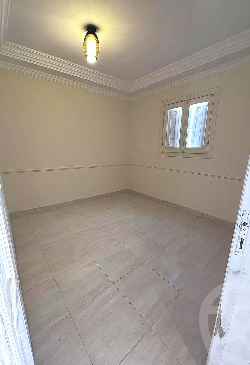 https://aqarmap.com.eg/ar/listing/7280827-for-sale-alexandria-al-agamy-lbytsh-qased-kareem-st
