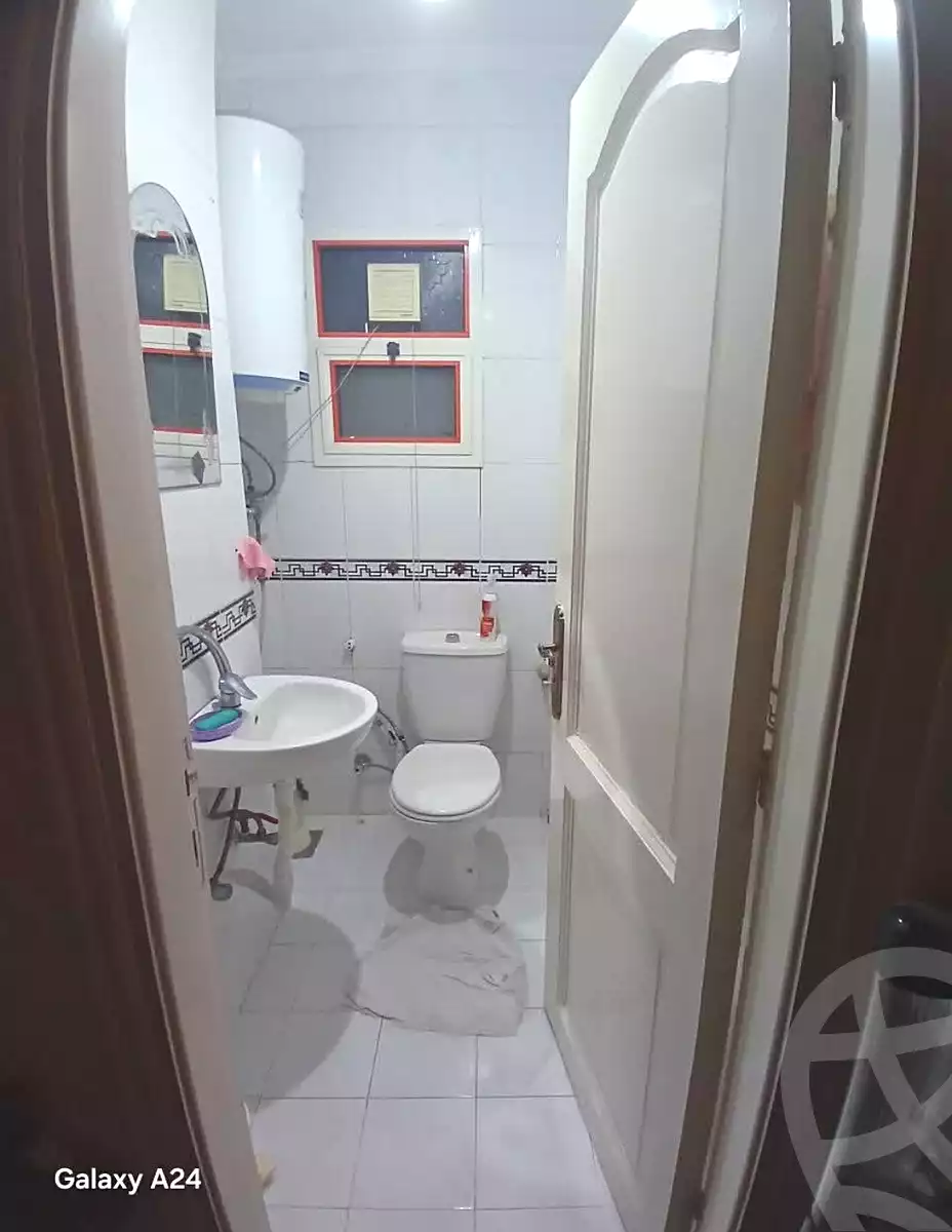 https://aqarmap.com.eg/en/listing/7280881-for-sale-alexandria-el-mandara-shr-jml-bd-lnsr