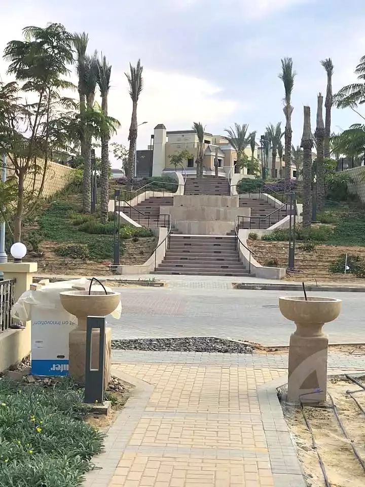 https://aqarmap.com.eg/ar/listing/7281076-for-sale-cairo-new-cairo-compounds-sarai-taval-sarai