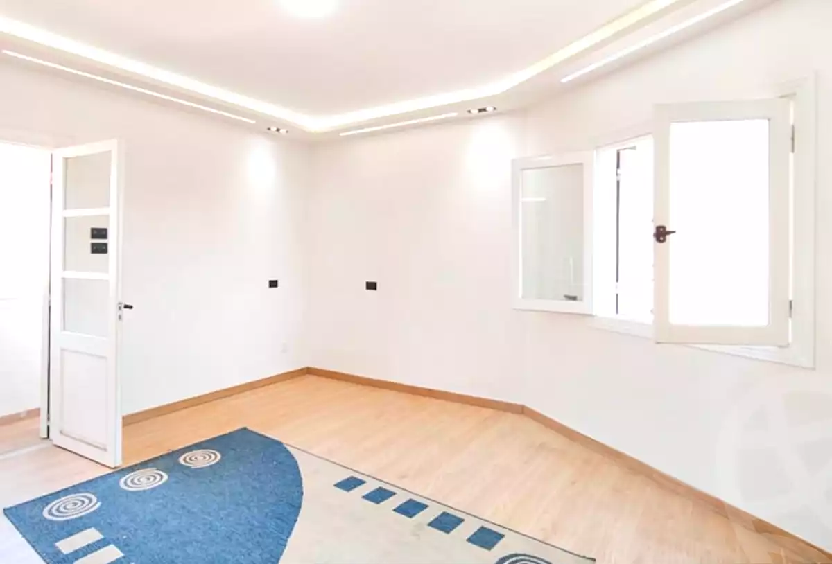 https://aqarmap.com.eg/en/listing/7281473-for-sale-alexandria-sydy-bshr