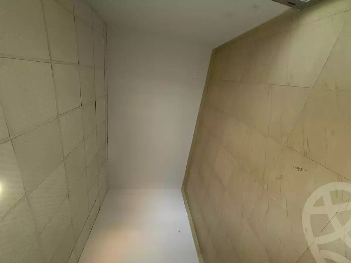https://aqarmap.com.eg/ar/listing/7281484-for-rent-cairo-6th-of-october-central-axis
