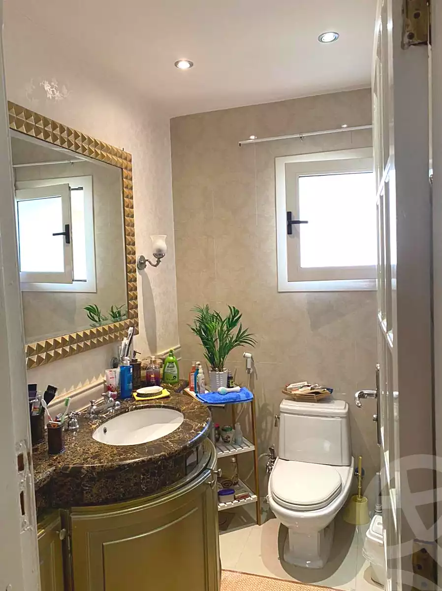 https://aqarmap.com.eg/ar/listing/7281498-for-sale-cairo-el-sheikh-zayed-city-compounds-zayed-2000
