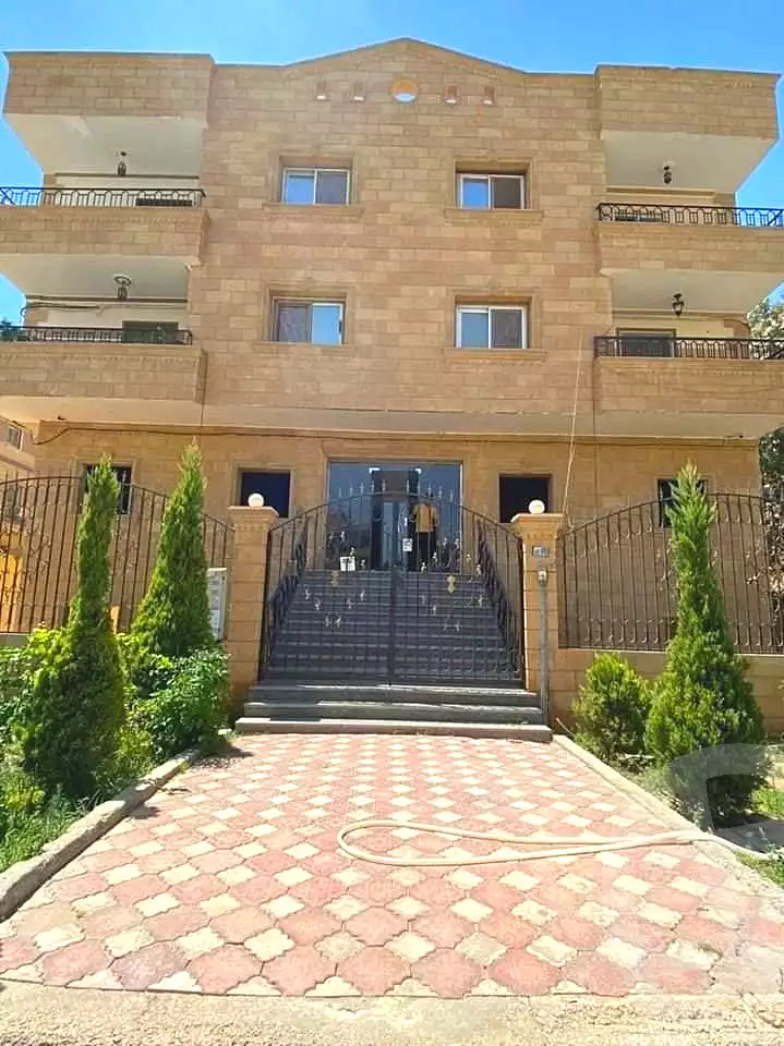 https://aqarmap.com.eg/en/listing/7281519-for-sale-cairo-el-sheikh-zayed-city-el-hay-el-khames-lhy-lkhms