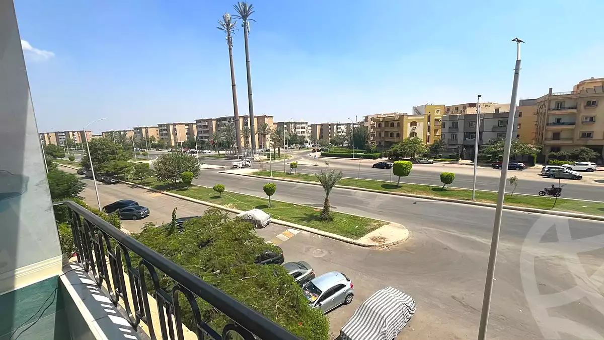 https://aqarmap.com.eg/en/listing/7281519-for-sale-cairo-el-sheikh-zayed-city-el-hay-el-khames-lhy-lkhms