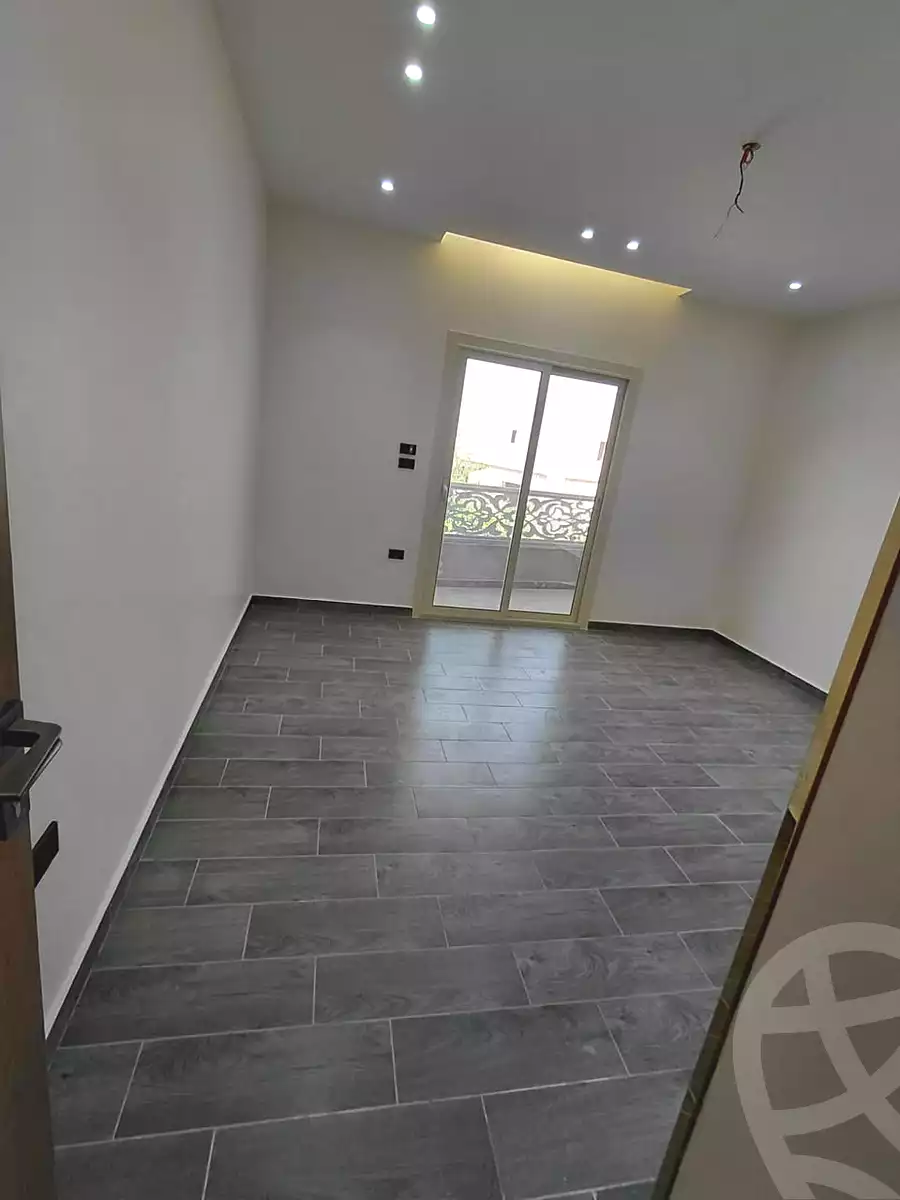 https://aqarmap.com.eg/ar/listing/7281527-for-sale-cairo-el-sheikh-zayed-city-el-hay-eltaseaa-area-1-el-bostan-st