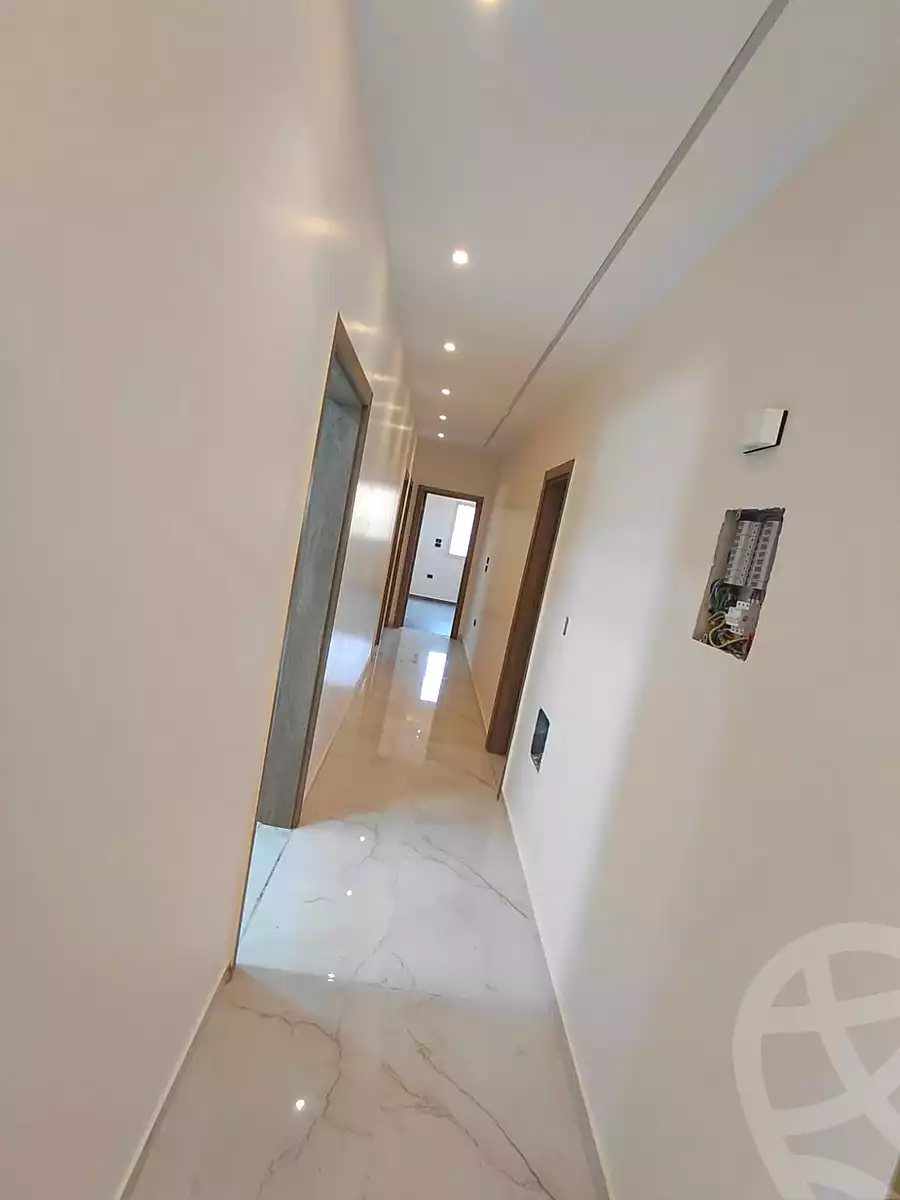 https://aqarmap.com.eg/ar/listing/7281527-for-sale-cairo-el-sheikh-zayed-city-el-hay-eltaseaa-area-1-el-bostan-st