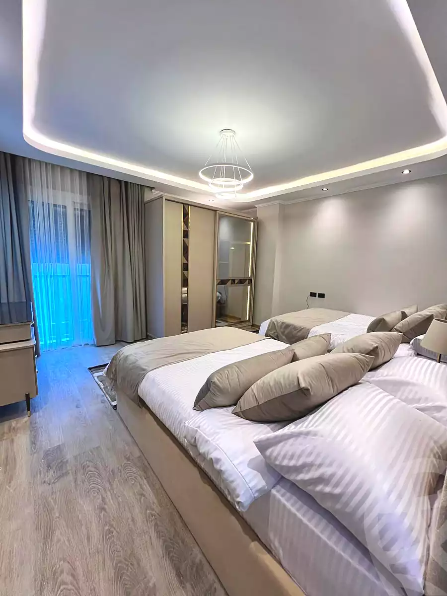 https://aqarmap.com.eg/en/listing/7281905-for-sale-cairo-new-cairo-compounds-mwrd-fq-llttwyr