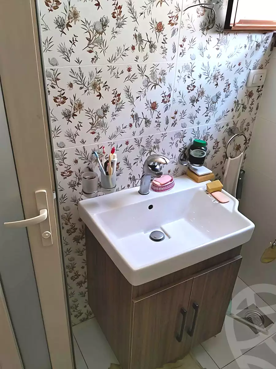 https://aqarmap.com.eg/en/listing/7282241-for-sale-alexandria-al-agamy-lbytsh-ibrahim-othman-st