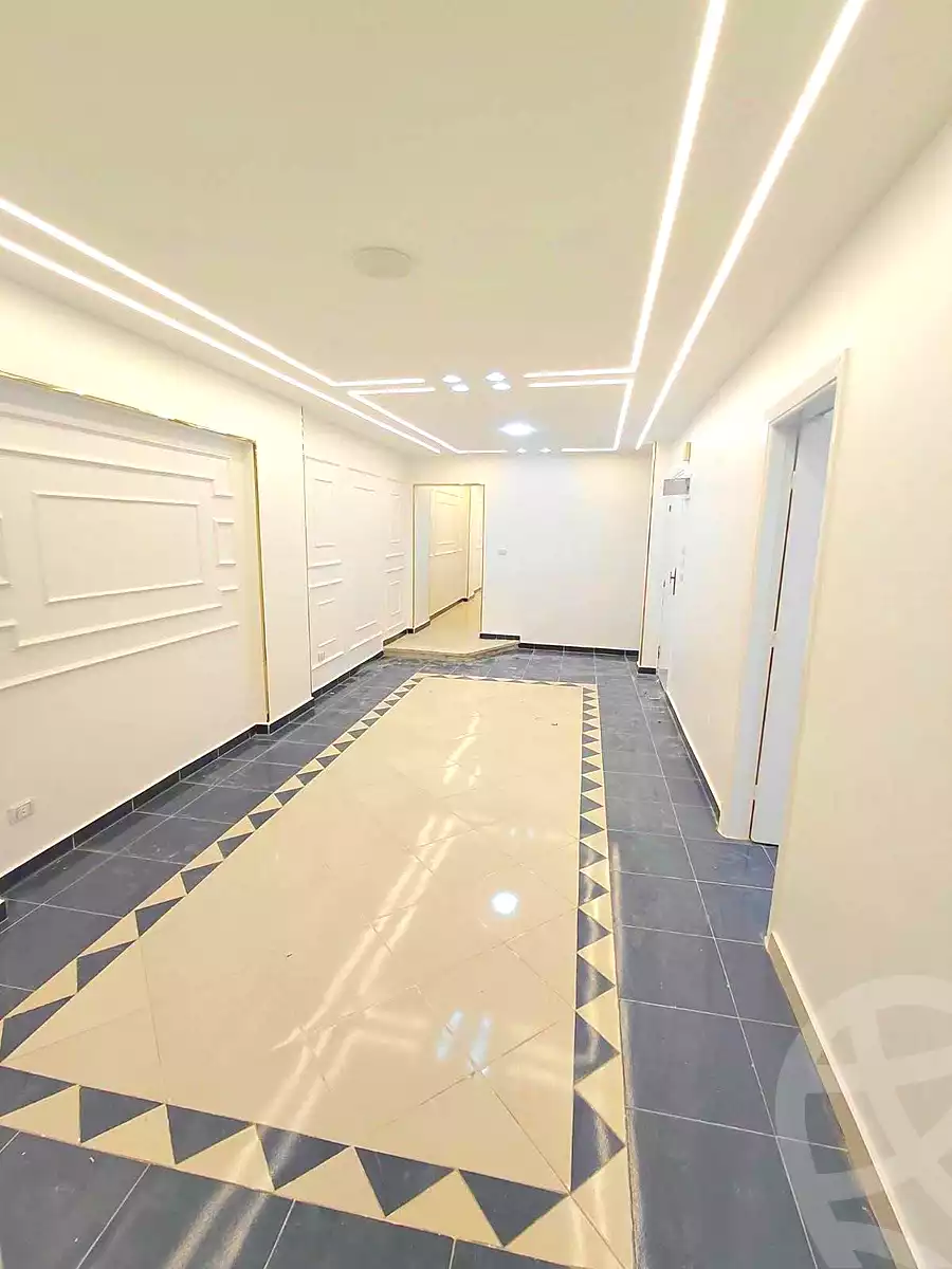 https://aqarmap.com.eg/en/listing/7282267-for-sale-alexandria-sydy-bshr-sydy-bshr-bhry-shr-khld-bn-lwlyd